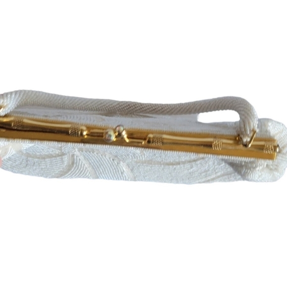 Vintage Handbeaded Clasp Purse - Picture 3 of 7